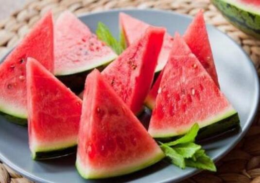 What fruit to eat in summer?